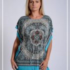 Blusa con cinturón y piedras