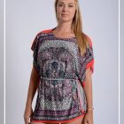 Blusa con cinturón y piedras