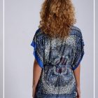 Blusa con cinturón y piedras