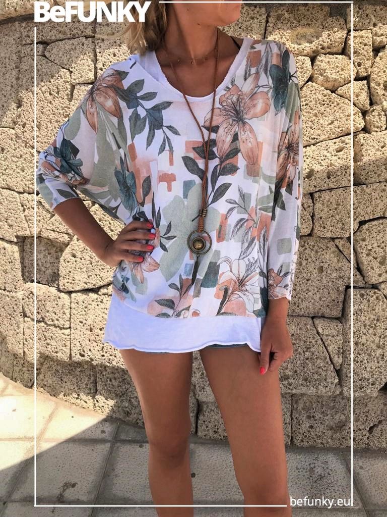 Flowered Double Blouse with Necklace